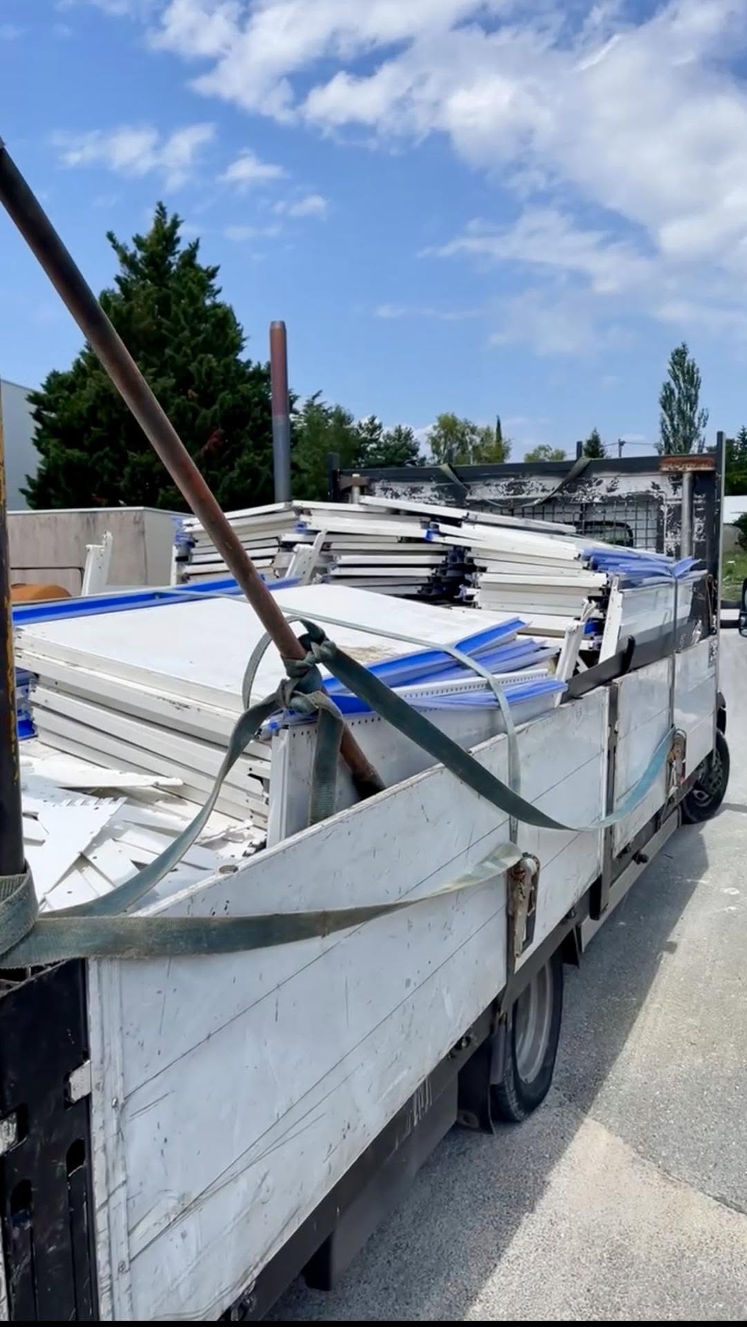 Bateau hors d’usage destiné au recyclage